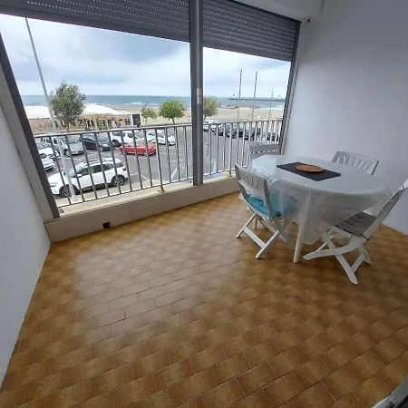 Apartment Studio Front De Mer Au Grau D'agde Avec Terrasse Et Parking Prive - Fr-1-423-285 *